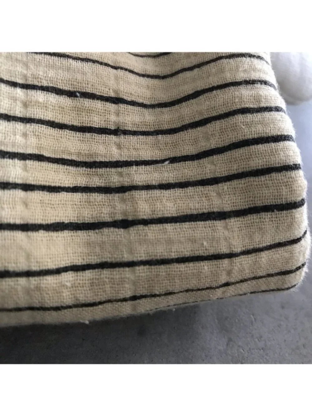 Pottery Barn Kids Bumble Bee Towel Hooded Baby Muslin Organic Cotton Yellow